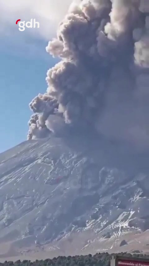 Popocatepetl Yanardağı'ndan 77 kül püskürmesi, alarm!