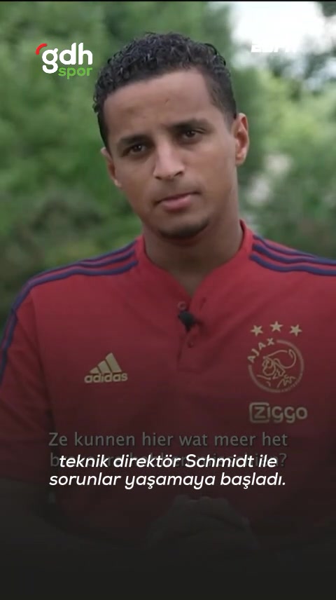 Ihattaren, nişanlısıyla Dubai'de yaşamak için futbolu bıraktı