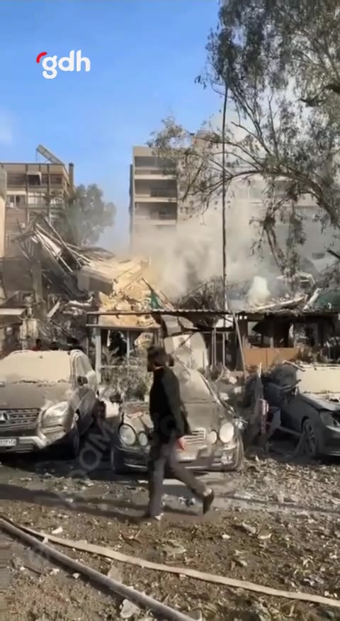İsrail'in Şam'daki İran konsolosluğuna saldırısında 13 ölü