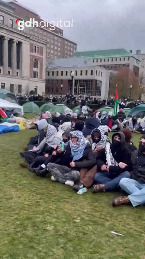 Ilhan Omar: Kızım Isra'nın dayanışması yüzünden uzaklaştırıldı