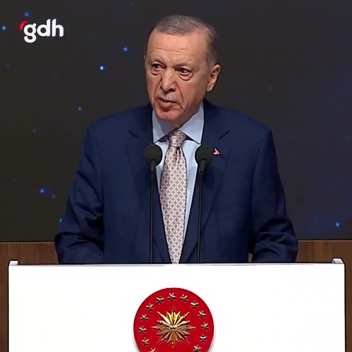 Erdoğan: Sosyal medya nifak ve nefret yuvası, müteyakkız olalım
