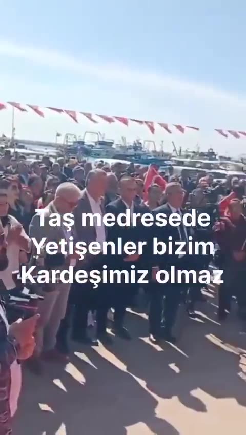 Zeydan Karalar: Taş medreseden yetişenler kardeşimiz olamaz