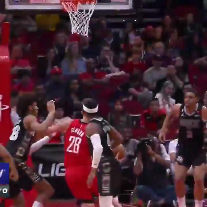 Alperen Şengün, Spurs karşısında double-double yaptı!