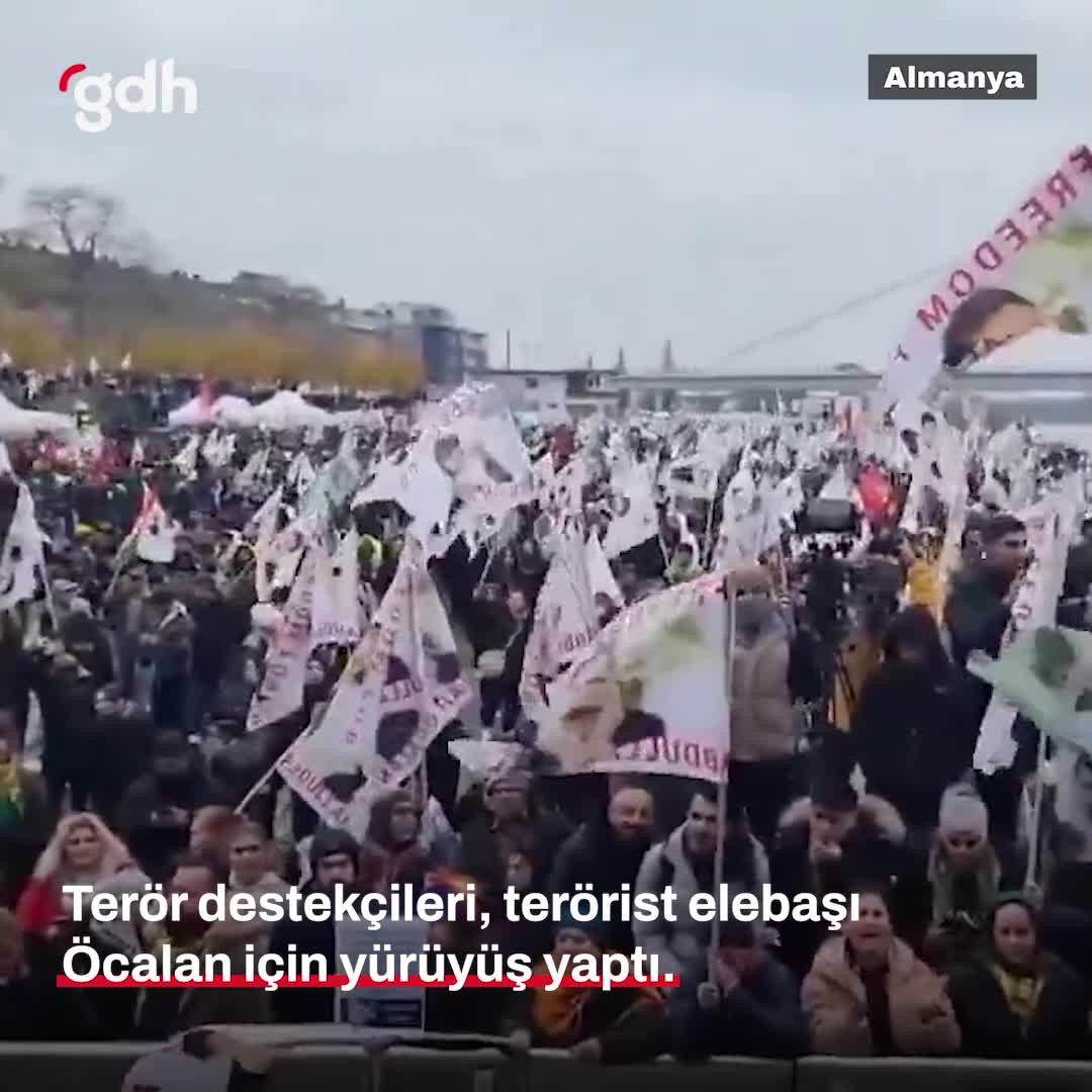 Köln'de PKK destekçileri Öcalan için yürüyüş düzenledi