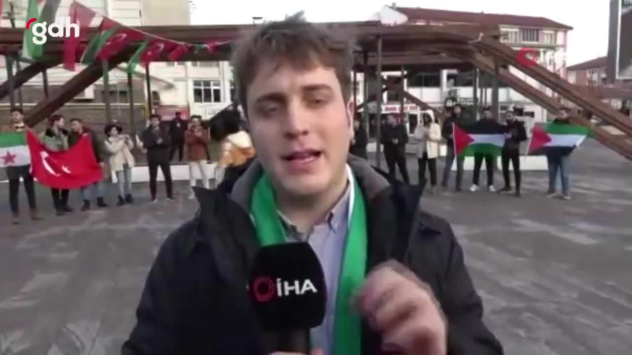 Kütahya'da Suriyeliler, Esad rejiminin çöküşünü kutladı