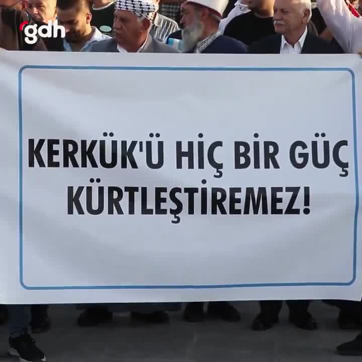 Kerkük'te Türkmenlerin KYB'ye karşı gösterisi: "Kerkük Türk'tür"