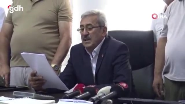 Cumhuriyet Halk Partili 9 üye antidemokratik uygulamalarla istifa etti