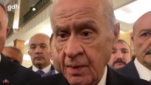 Bahçeli'den Kürtçe konuşmalara sert tepki: "Bu olamaz!"