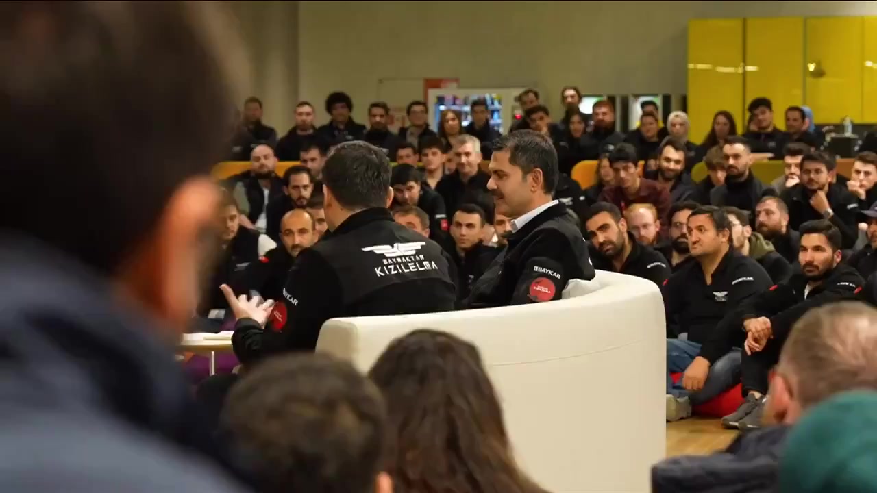 Murat Kurum, Baykar genç mühendislerini ziyaret etti