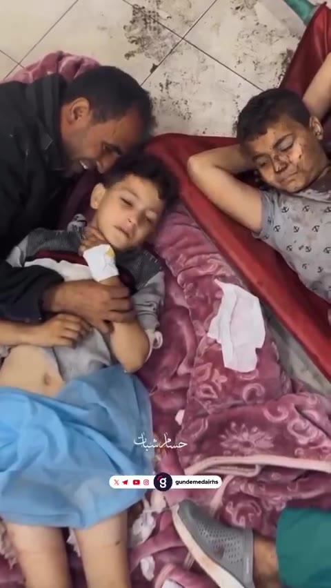Gazze'de İsrail'in engellemeleriyle acı çeken çocuklar