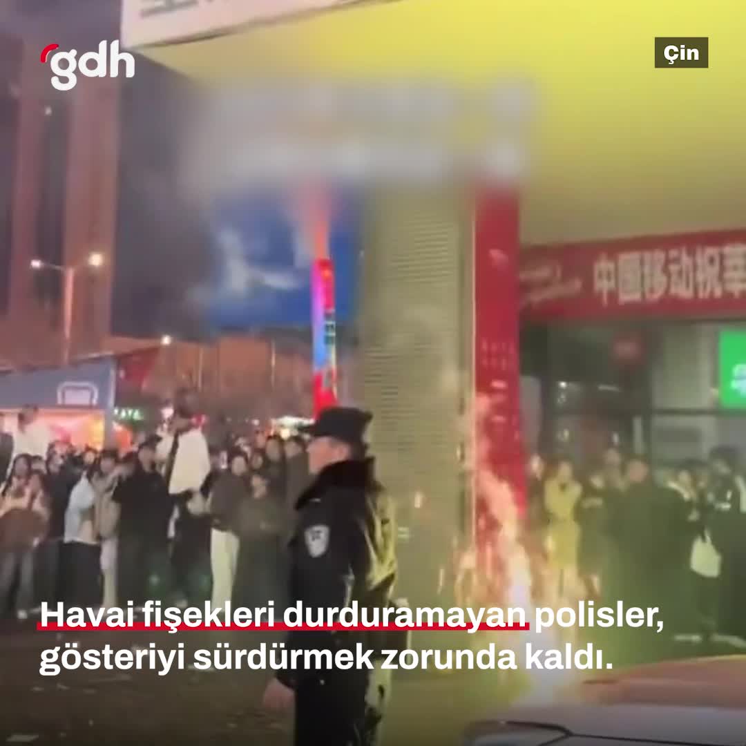 Çin'de izinsiz havai fişek gösterisine polis müdahalesi