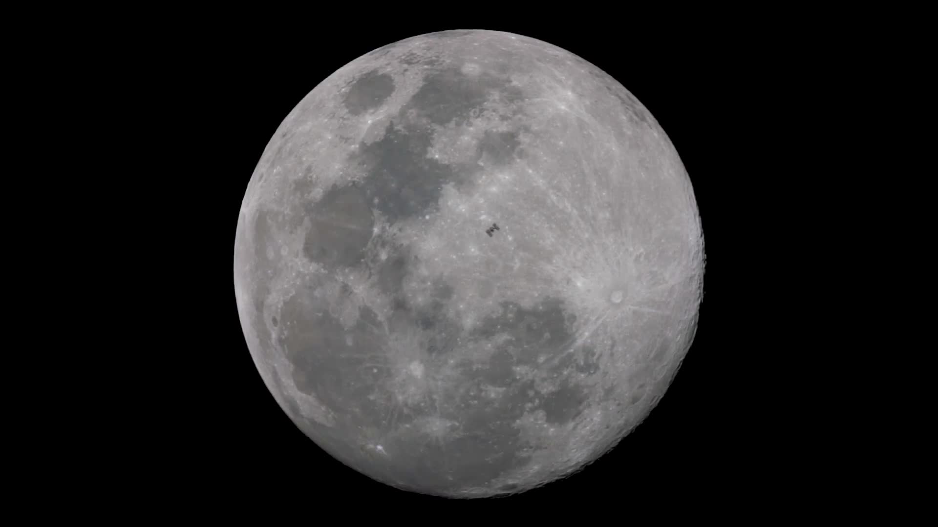 Türk Astronot Gezeravcı'nın ISS geçişi yeryüzünden görüntülendi