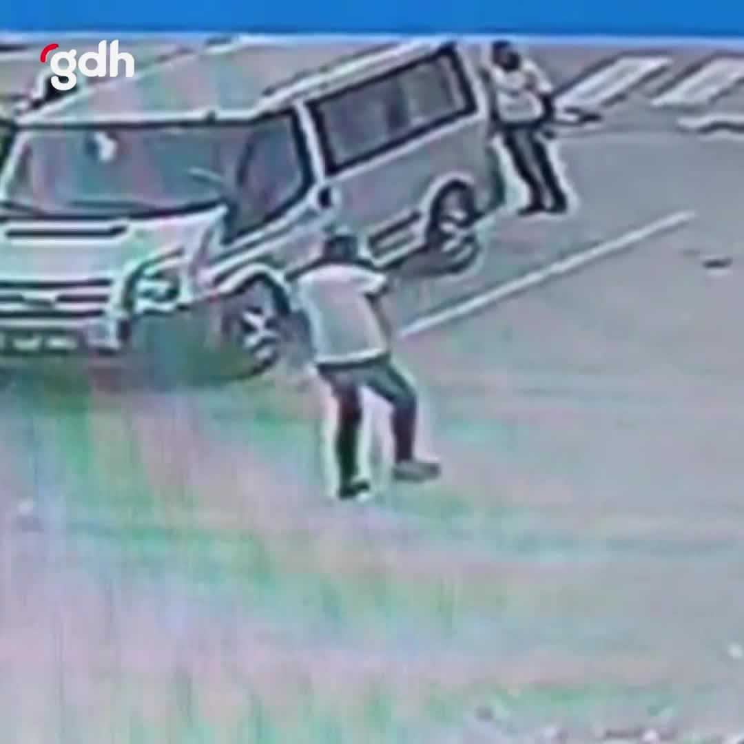 Burdur'da baba-oğul alacak yüzünden kurşun yağmuruna tutuldu