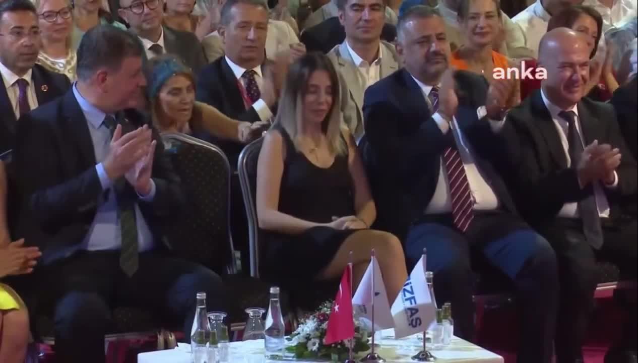Dilruba Kayserilioğlu, Erdoğan oy verenleri hedef aldı