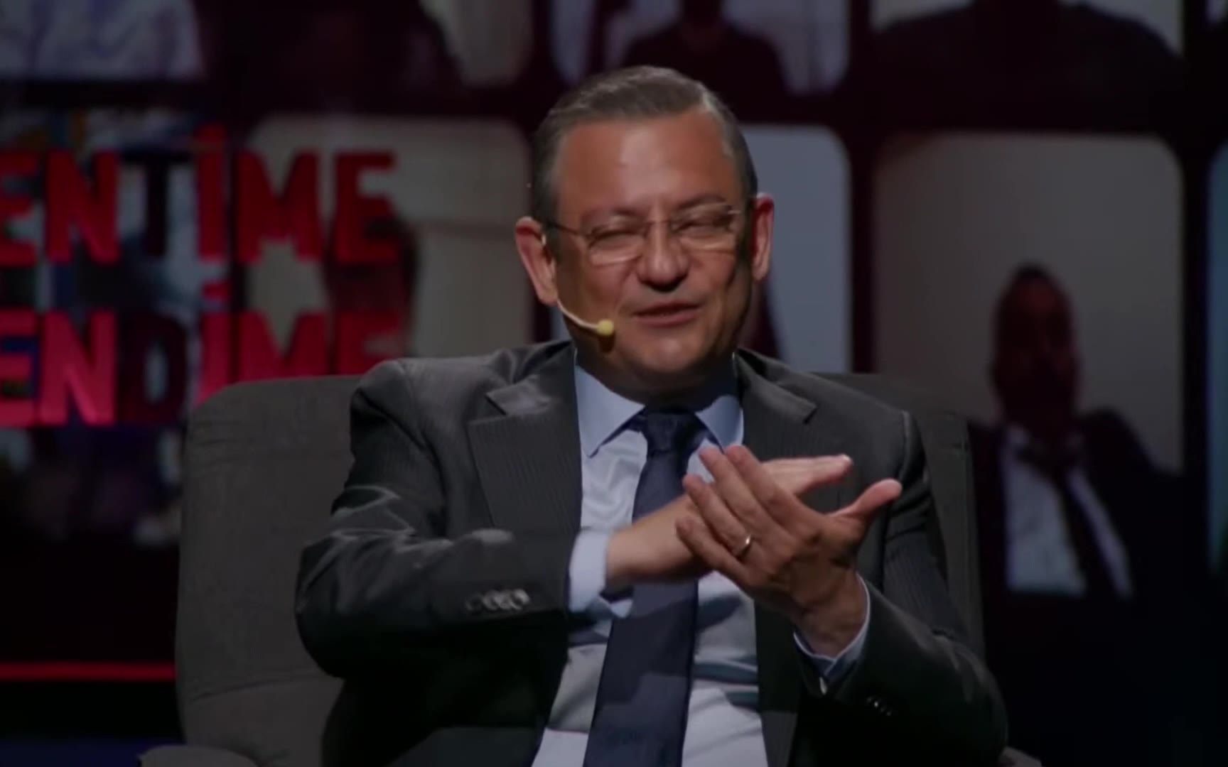 Özgür Özel: Gençler darbe yaparsa teslim olurum!