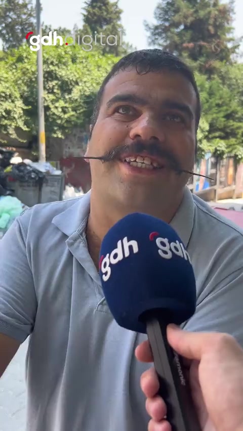 Kadıköy'de çöp yığınları ve CHP belediyeciliği eleştirisi