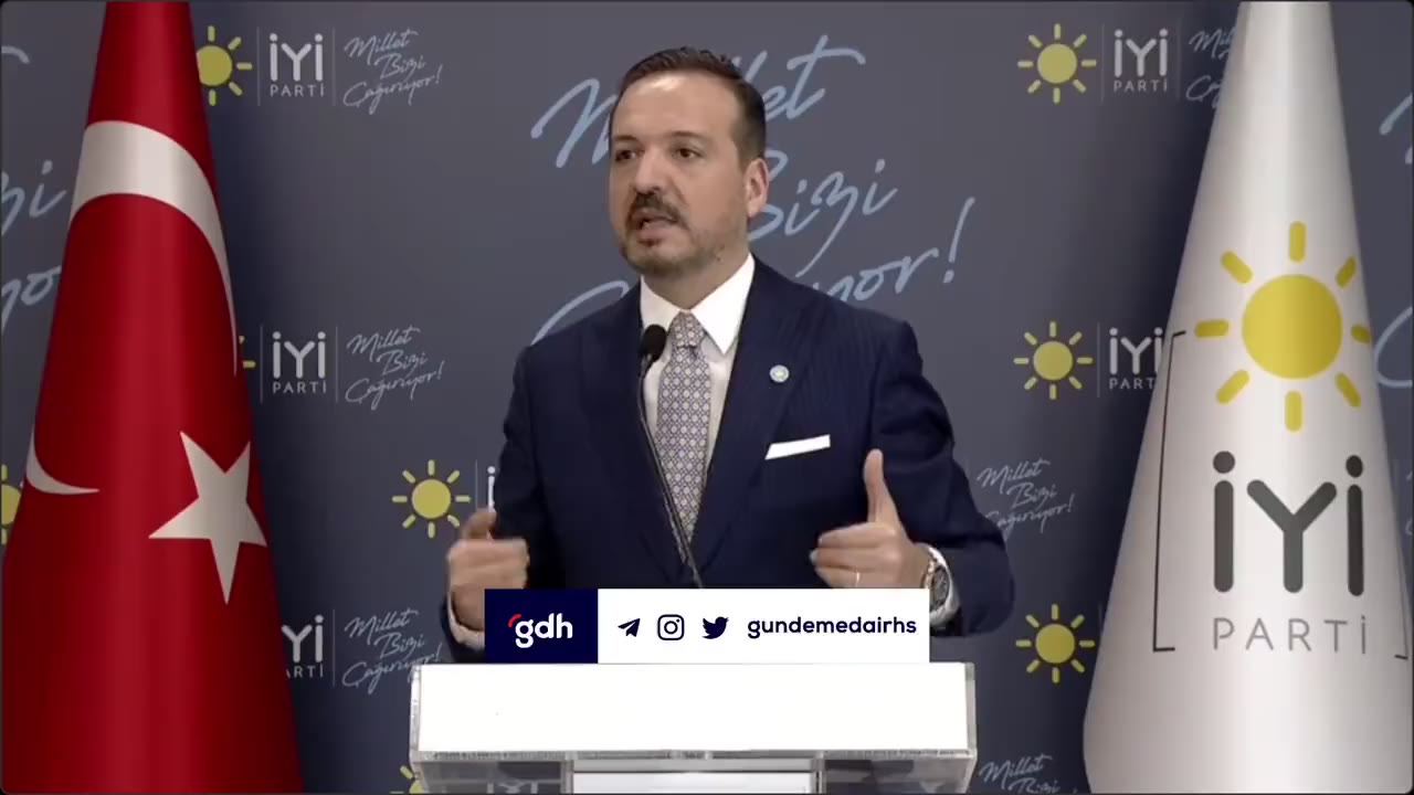 Zorlu: Kılıçdaroğlu'nun Seccade Üzerindeki Tavrı Önemli