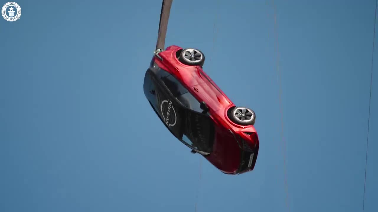 Nissan, yeni Qashqai'yi 65 metre yükseklikten test etti