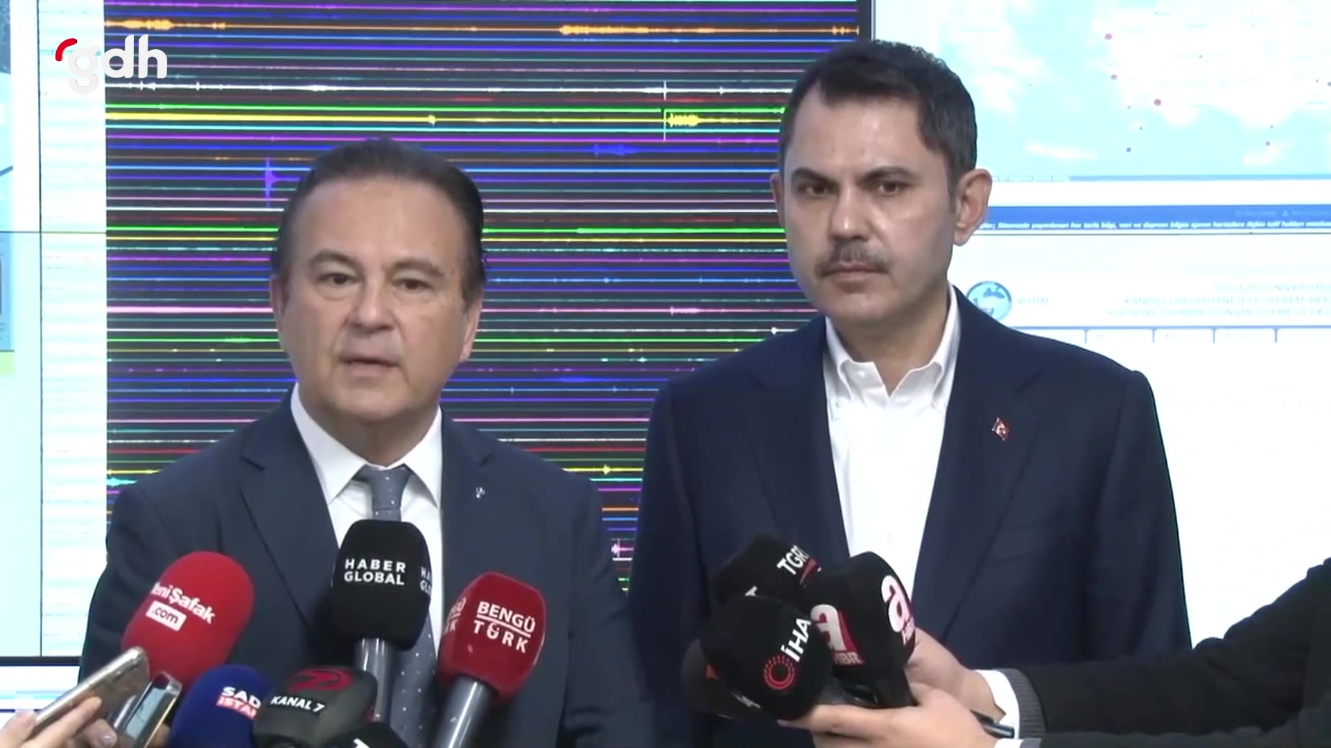 Murat Kurum'a Kandilli Rasathanesi'nde deprem brifingi