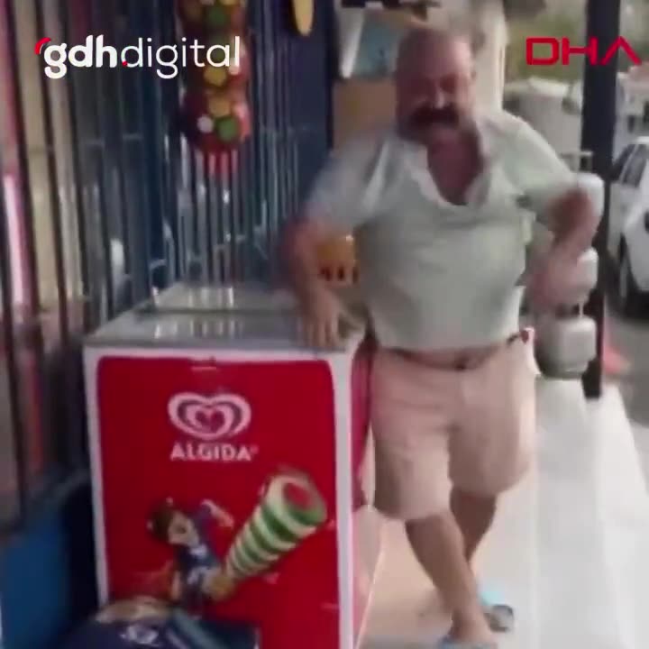 Ataşehir'de babaanne, torununun eşiyle yakınlaştığı için dövüldü
