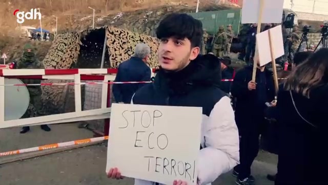 Karabağ'daki Azerbaycanlı protestolar sürüyor: Talepler karşılanacak mı?
