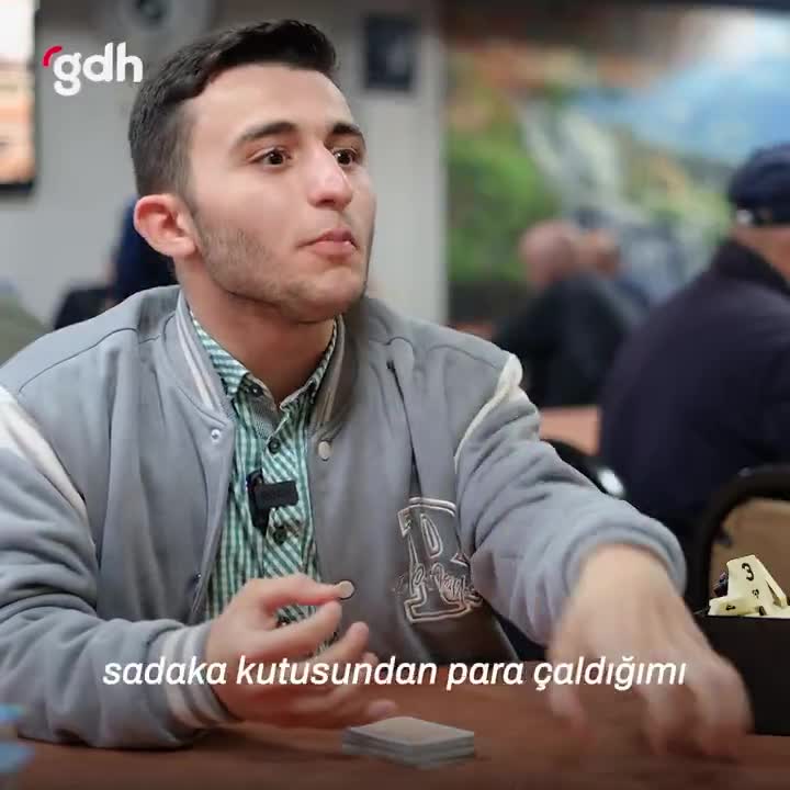 "Kumarın Karanlığı: Sadaka Kutusunu Çalanın Hikayesi"