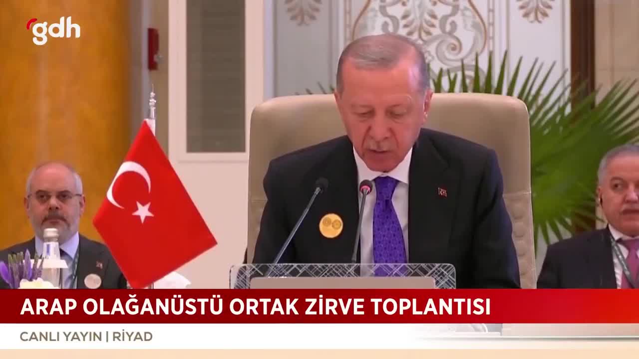 Erdoğan, Riyad'da Gazze için yardımları eleştirdi