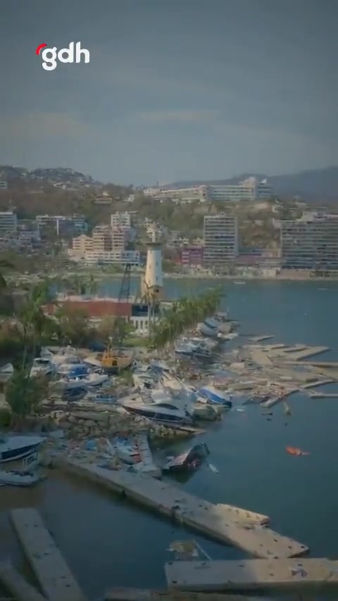 Otis Kasırgası sonrası Acapulco'da yüzlerce yat kullanılmaz hale geldi