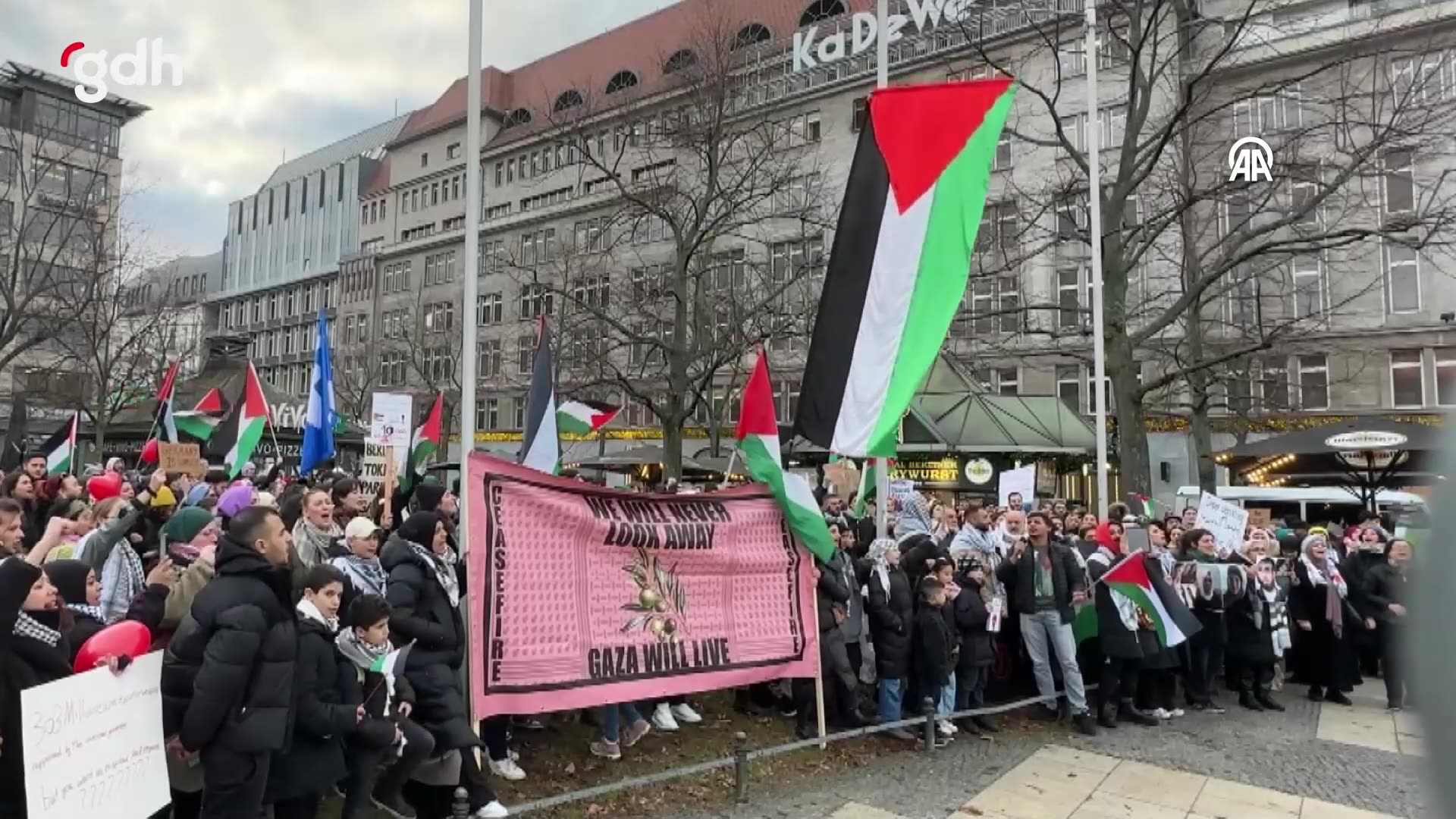Berlin'de "Özgür Filistin" eylemi: Gazze'ye ateşkes çağrısı