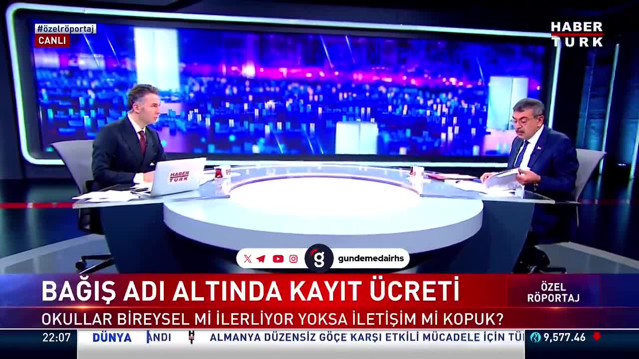 Bakan Tekin: 'Kayıt ücreti' iddiaları öğretmenleri zan altında bırakır