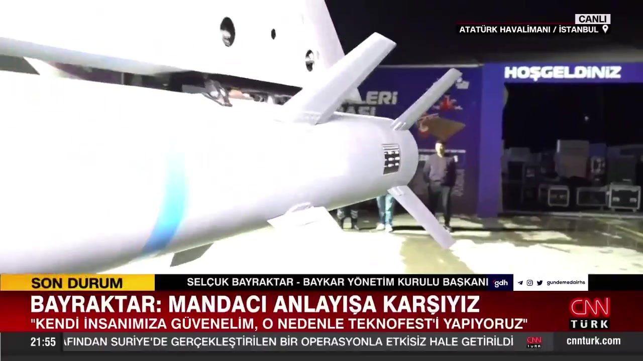 Selçuk Bayraktar, canlı yayında takozu uygulamalı gösterdi