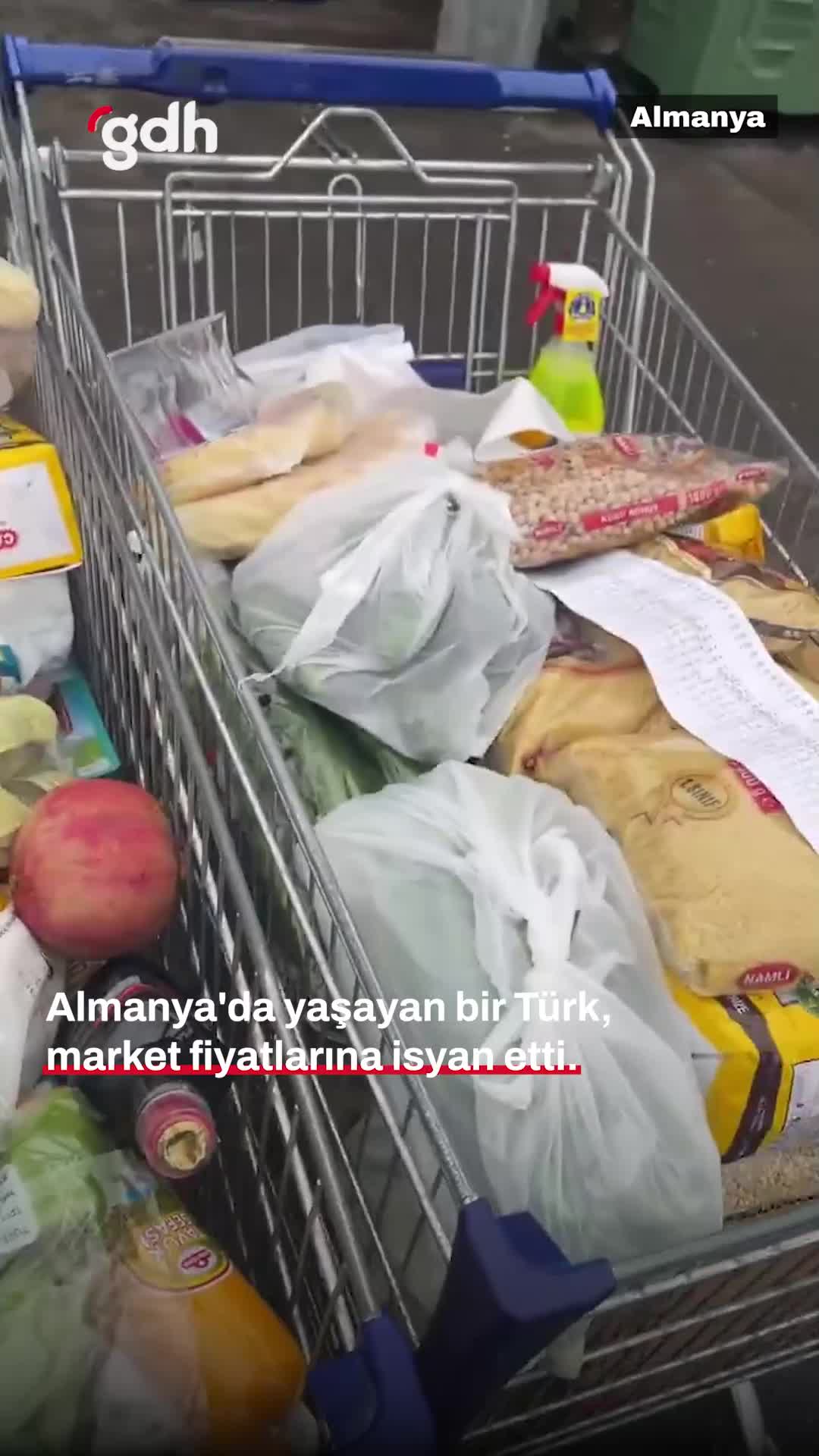 Almanya'da 2 market arabası 600 Euro tuttu! Tek maaşla zor!