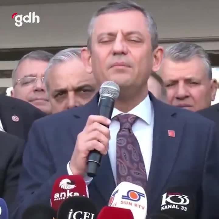 Özgür Özel: Bugün 15.00'te Mersin'den yeni bir mesaj!