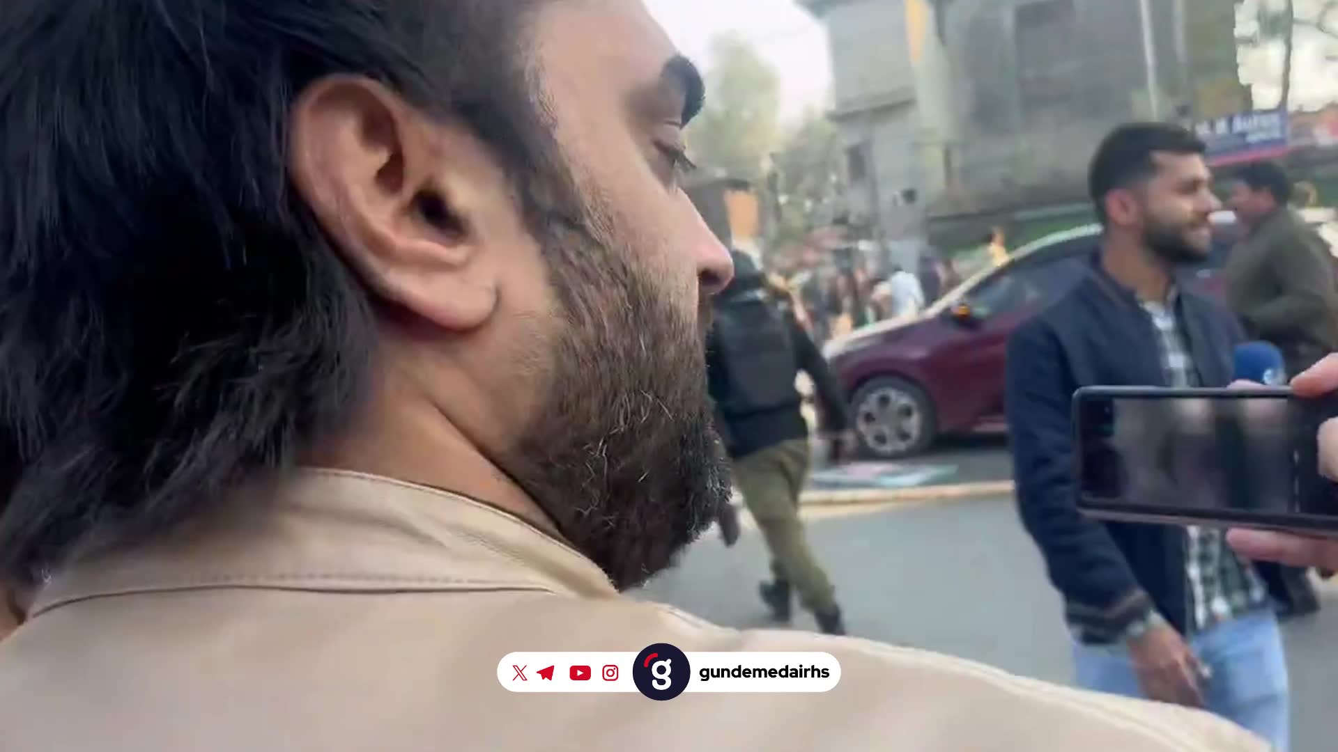 Pakistan polisi, Lahor'da PTI protestosuna müdahale etti