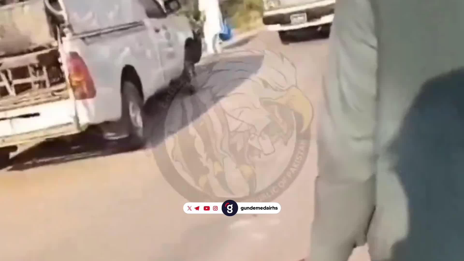 Swat'ta Rus Büyükelçi konvoyunda patlama meydana geldi