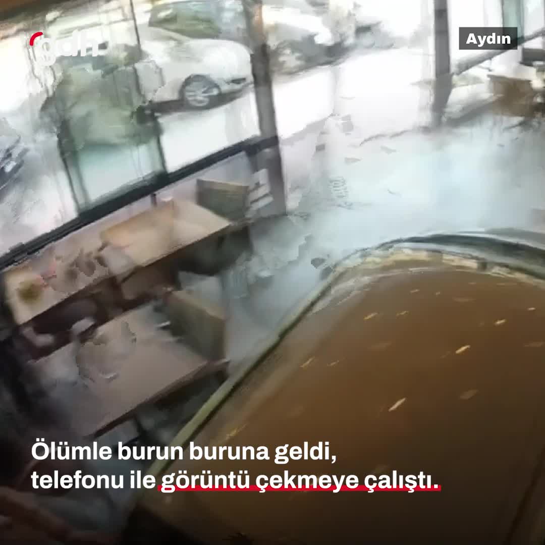 Kuşadası'nda 84 yaşındaki sürücü kafeye daldı: 1 ölü, 3 yaralı