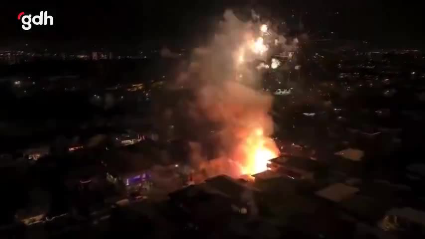 Hawaii'de havai fişek patladı: 2 ölü, 22 yaralı