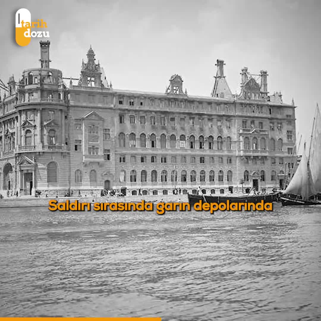 İngilizlerin bombaladığı Haydarpaşa Garı