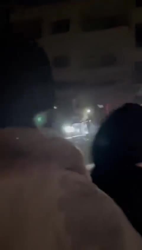 Cenin'de Filistin güvenliği, İsrail baskınları protestosuna saldırdı