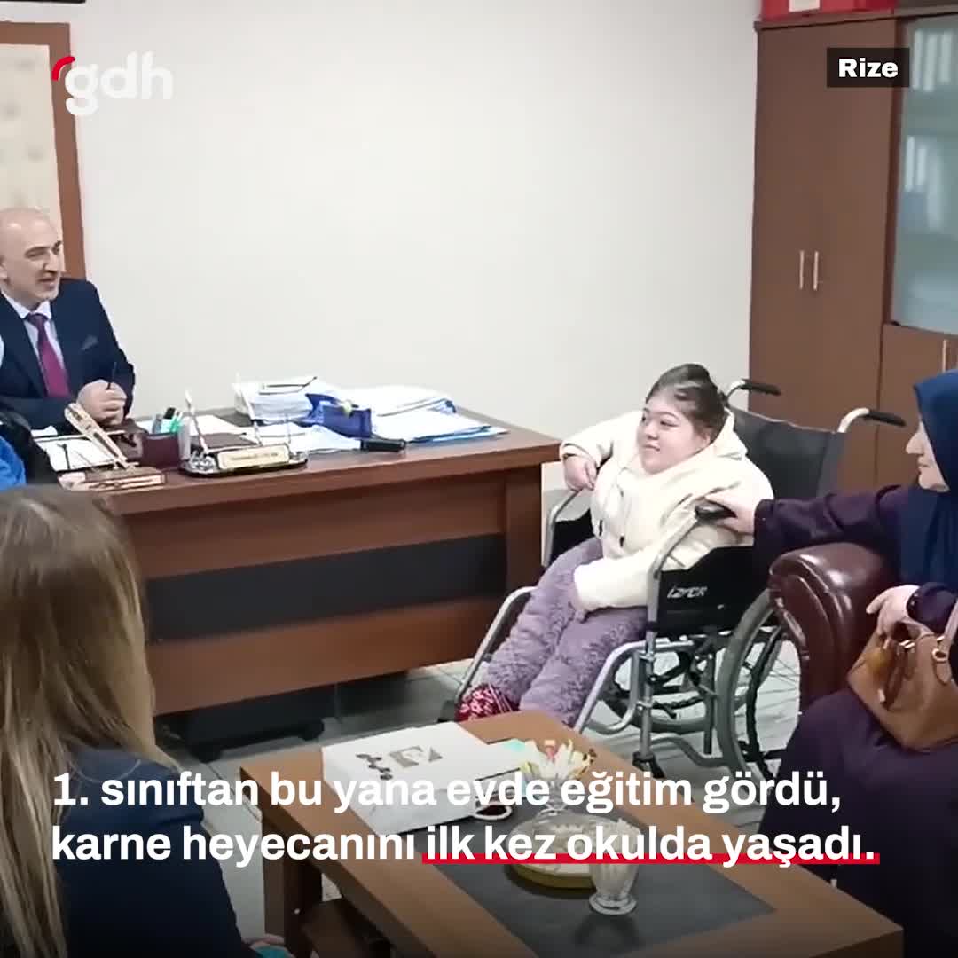 Evde eğitim gören Medine Nur Şen, karne heyecanını okuldaki 1. kez yaşadı