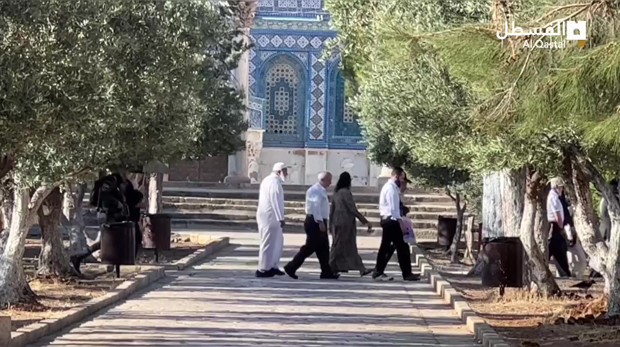 Yahudi yerleşimciler, Mescid-i Aksa'ya İsrail korumasında girdi