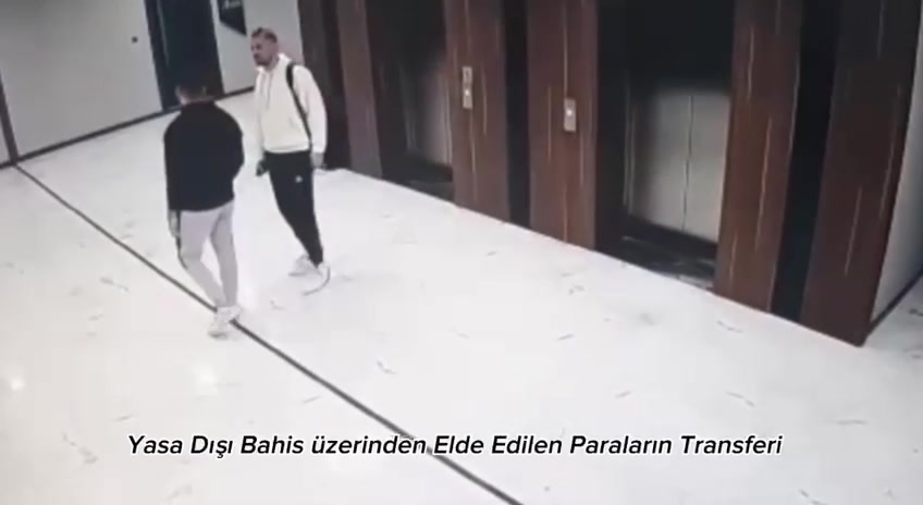 İzmir Merkezli "SİBERGÖZ-7" Operasyonunda 52 Şüpheli Yakalandı