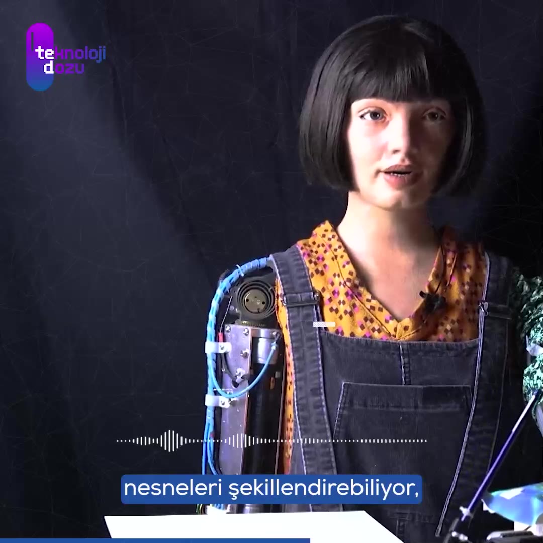 Dünyanın İlk Robot Ressamı: Ai-Da!