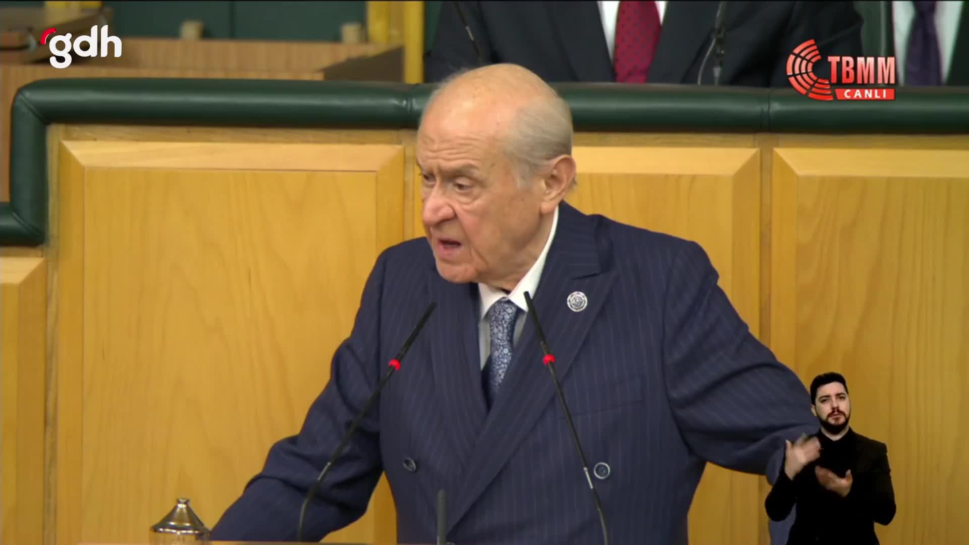 Bahçeli: FETÖ elebaşına bu dünya kalmadı, cehennemde yansın!