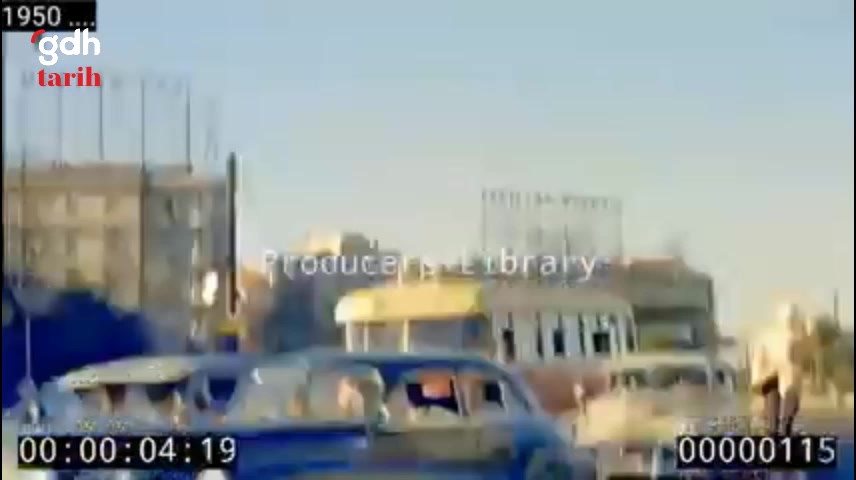 Taksim Meydanı ve İstiklâl Caddesi'nden nostaljik görüntüler