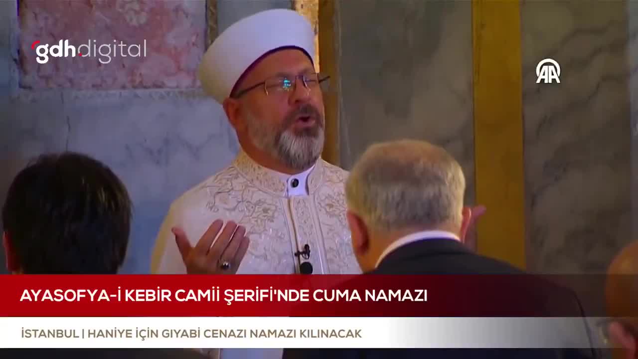 Ali Erbaş, Ayasofya'da Şehit İsmail Haniye için dua etti
