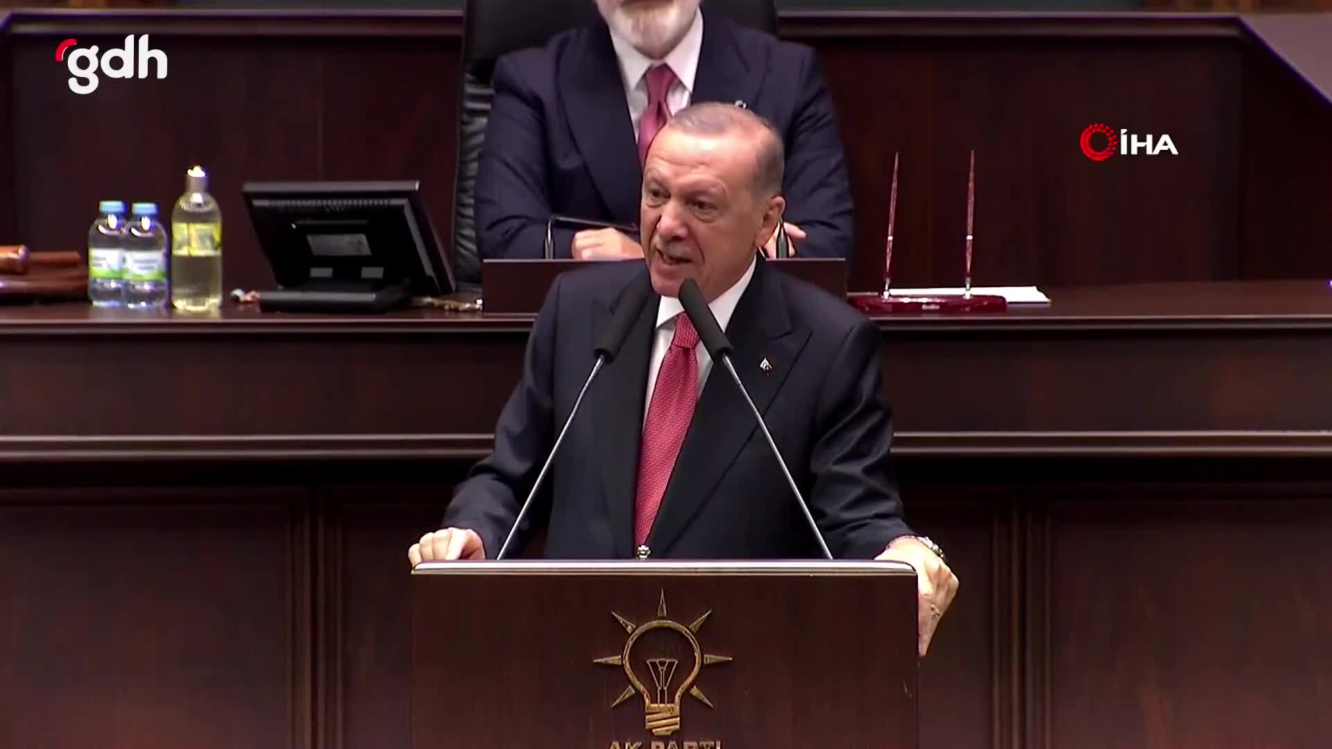 Erdoğan: Özel, şiddeti önlemek istiyorsa alkolü bırakmalı