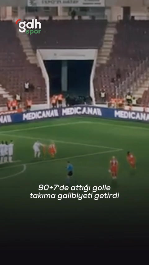 Atsu, Hatay'dan gitmekten vazgeçti; arama çalışmaları sürüyor