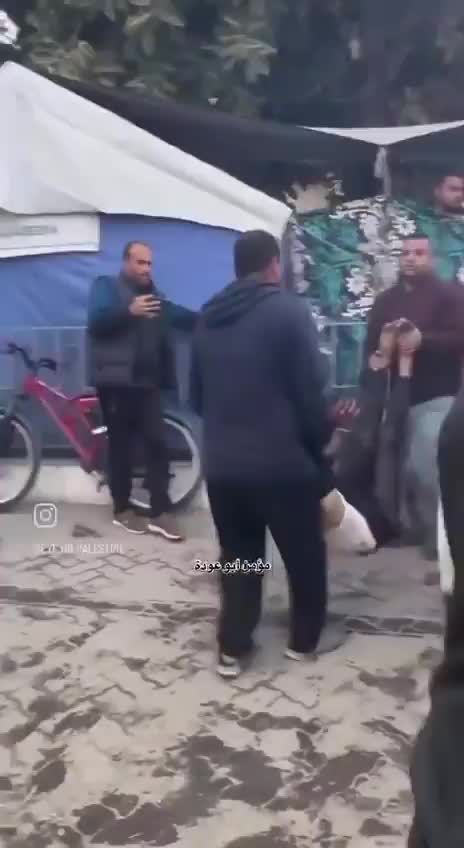 İsrail'in Gazze'deki bombardımanında 2 sivil hayatını kaybetti