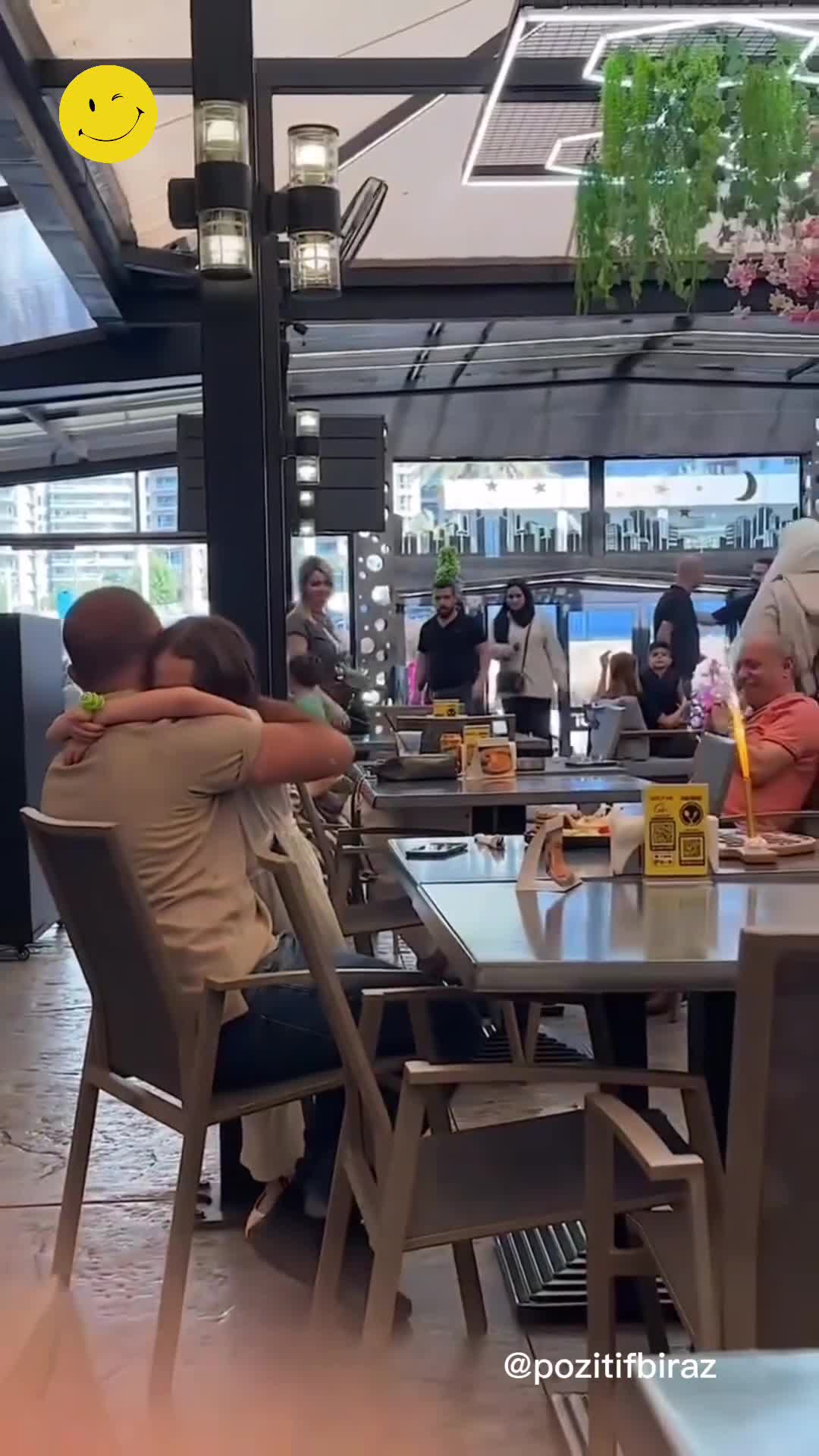 Kızının sürpriz doğum günü videosu sosyal medyayı salladı